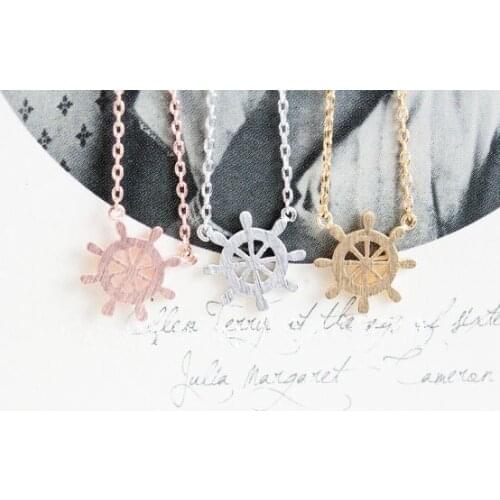 Multi-colored pendant necklace Rudder pendant necklaces for women and color