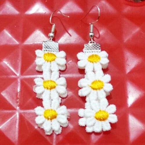 Classic Fashion Daisy Earring Lace Party Casual Bohemian Yellow Flower Hippie Earring Small Fresh Flower Earrings Jewelry Bijoux