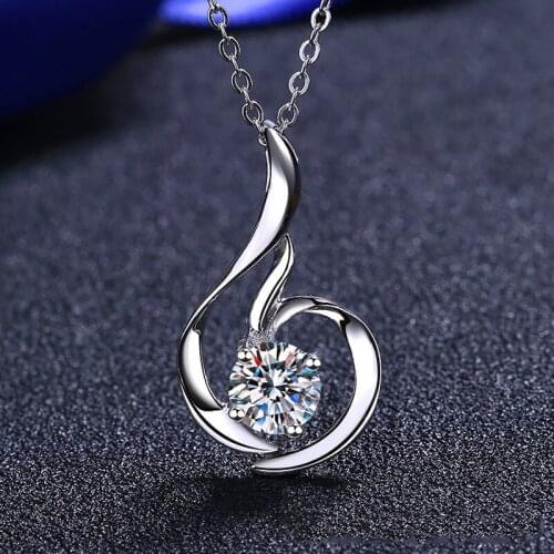 Silver Excellent Cut 0.5 Carat Diamond Test Passed D Color High Clarity White Moissanite Bird Pendant Necklace Silver 925 Chain
