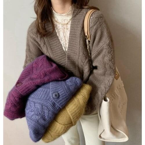 Knitted cardigan womens spring and autumn 2021 new fashion foreign style Korean loose retro V-neck jacket sweater all-match