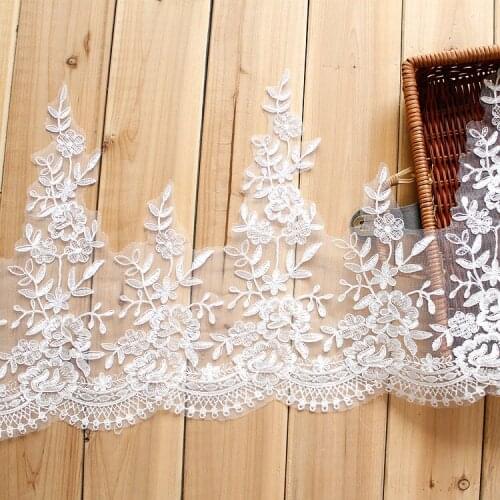 1Yards/Lot 30cm wide Refined Luxury Continental Car Bone White embroidered lace Wedding Dress Accessories Lace Trim Z516