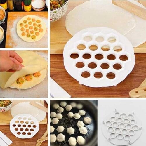 2018 new DIY white plastic dumpling mold kitchen pastry tool maker dough press 19 hole dumplings fruit and vegetable tools 8