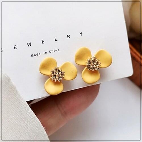 LANIWOO Ins Style Mini Flower Lovely Stud Earring in Summer 2021 New Fashion Jewelry Beautiful For Women Girls Accessory