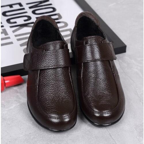 Spring and autumn new leather mother shoes middle-aged soft and comfortable large size womens shoes flat shoes