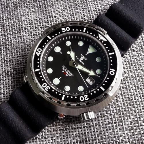 Super Lume Sapphire Mens Automatic Watch NH35A Model Black Face 200M Waterproof Rotating Bezel Rubber Strap Auto Date 46.5mm