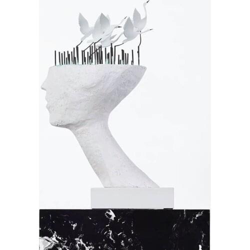 Home Decor Creative Simple Modern Living Room Handicraft Ornament Glass Bronze Statue Sculpture Art Hotel Villa Club Decoration