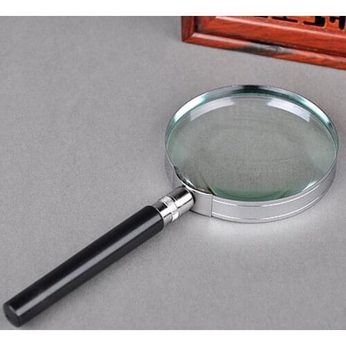 6X75mm Handheld Magnifier Portable Loupe Reading Glass with Metal Frame and Plastic Handle for Old Man Reading Newspaper