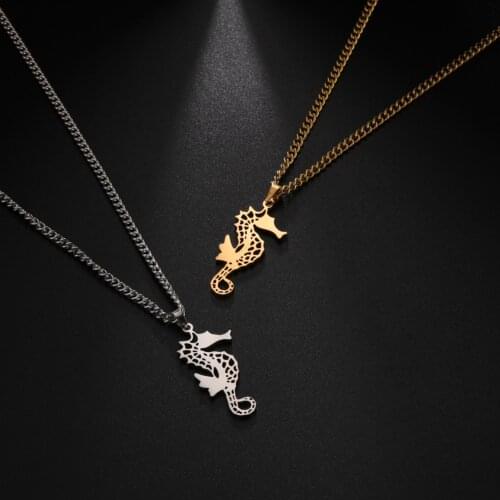 Cazador Vintage Necklaces