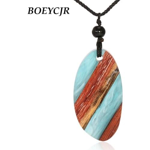 BOEYCJR Wood & Resin Necklace Ethnic Jewelry Vintage Retro Design Handmade Statement Necklace For Women or Men Christmas