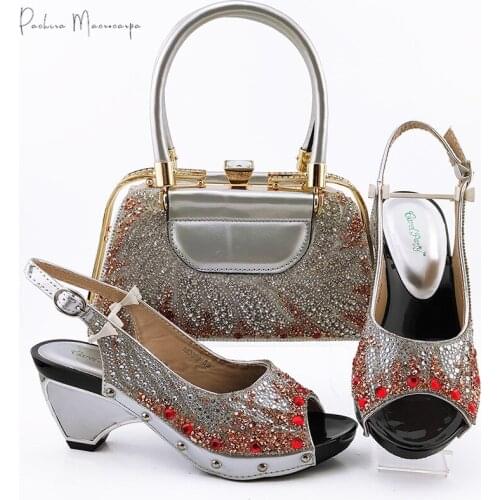2020 Lastest Italian Design African Fahsion Style Nigerian Hot Selling Ladies Shoes and Bag Set in Silver Color for Party