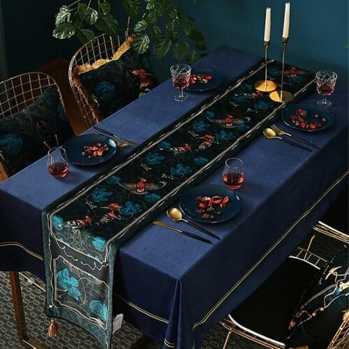 Euro Vintage Table Runner Restaurant Decoration Long Shaped Flower Bird Coffee Table Cover Cloth Luxury Printed Table Runner