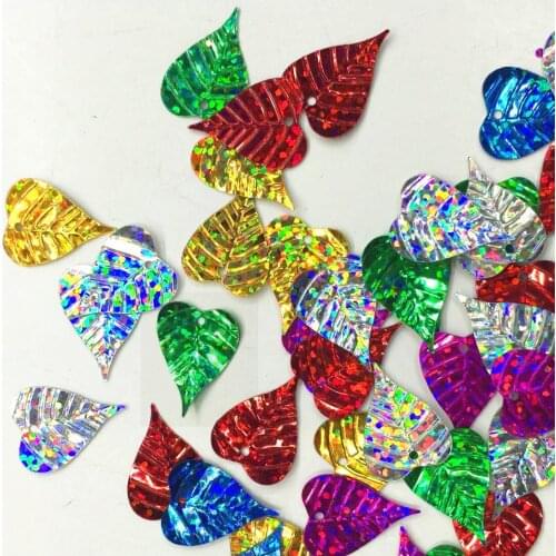 50g/lot PVC Leaf Sequins 15*20mm Sewing DIY Christmas Accessories For Crafts Leaves With 1 Side Hole Mix Laser Colors Confetti