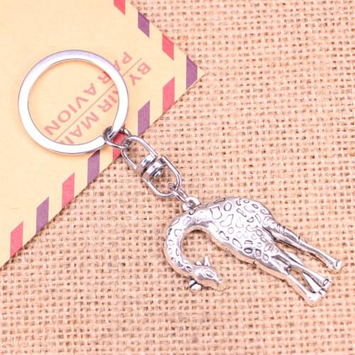 New Fashion Keychain 42x28mm giraffe Pendants DIY Men Jewelry Car Key Chain Ring Holder Souvenir For Gift