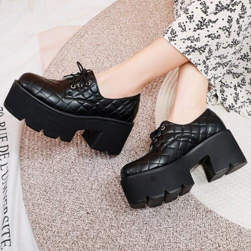 2021 Womens Pump Gothic Shoes Ankle Strap High Chunky Heels Platform Punk Lace-up Shoes Female Fashion Comfortable