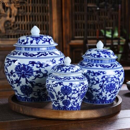 Retro Ceramic Airtight Jar Blue and White Porcelain Tea Caddy Household Simple Underglaze Color Crafts Decoration Accessories