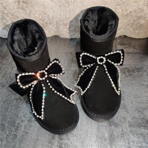 Autumn and winter new handmade diamond velvet bow thickened anti-skid short tube snow boots to keep warm and velvet