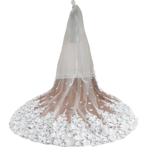 Luxurious Bridal Veils Lace Appliques Beads Cathedral Wedding Shawl Custom Made Bridal Long Tulle Veil Wedding Accessories 2021