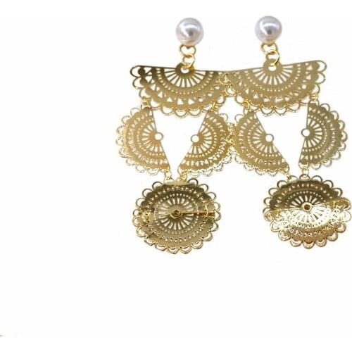 Fashion Statement Earrings Big Geometric Fan shape Earrings for Women Hanging Dangle Earrings Drop Earring Modern Female Jewelry