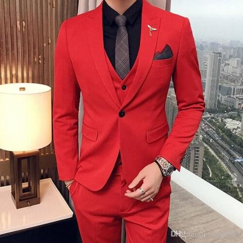Three Piece Red Evening Party Men Suits 2020 Peaked Lapel Trim Fit Custom Made Wedding Tuxedos (Jacket + Pants + Vest)