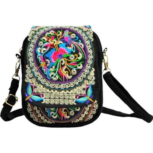 Women Shoulder Bags Mini Embroidery Bag Ethnic Style Mobile Phone Bag Change Purse with Detachable Strap