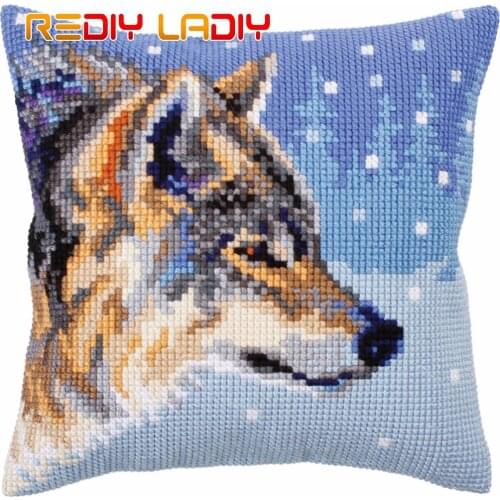 DIY Cross Stitch Cushion Cover Winter Wolf Needlepoint Kits Pre-Printed Canvas Thick Yarn Cross-stitch Pillow Case Arts & Crafts