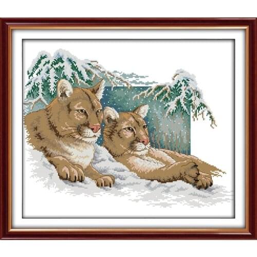 Everlasting Love Pumas In The Snow Chinese Cross Stitch Kits Ecological Cotton Stamped 11 DIY Gift New Year Decorations For Home