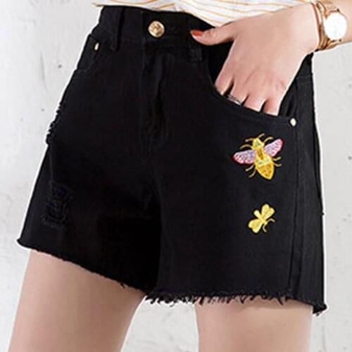 Embroidered ladies denim shorts female summer large size Korean high waist loose hot shorts Cartoon Bee embroidery Stretch