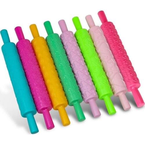 Cake Decoration Embossing Cake Dough Roller Non-Stick Heart Pattern Baking Kitchen Tools Plastic Fondant Rolling Pin
