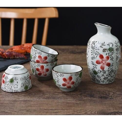 Japanese Style Vintage Blue and White Porcelain Wine Set Ceramic Hip Flasks Sake Cup Ceramic Crafts Home Wine Pot Tea Cup
