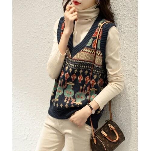 2021 Woman V Neck Knitted Sweater Vest Autumn Winter Female Sleeveless Vest Sweater Loose Pullovers Lady Waistcoat Sweater H1145