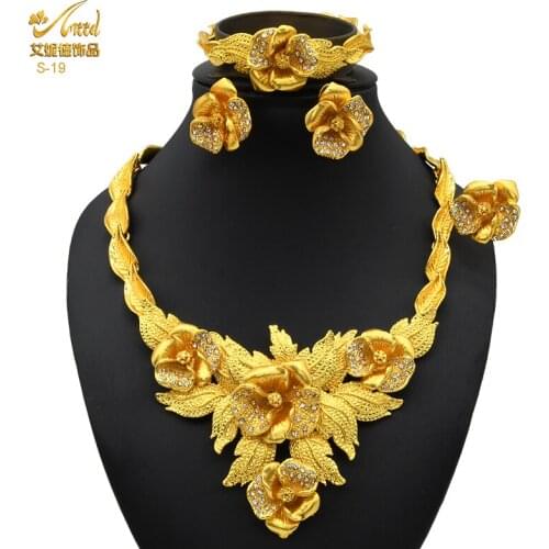 Best diamond necklace indian pendant fashion accessories imitation bridal wedding jewelry jewelry sets women