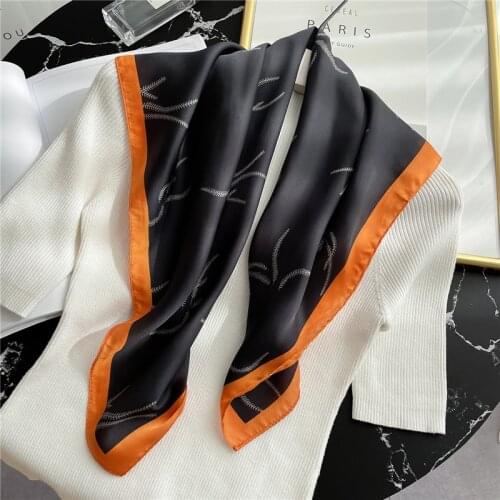 2021 Silk Square Scarf Silk Lady Neck Hairband Design Print Shawl Women Fashion Scarves Wrap Neckerchief Bandana Summer New