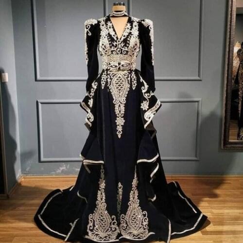Saudi Arabia Balck A Line Evening Gowns Dubai Long Sleeves Lace Appliques Prom Dresses Robe De Soiree Women Formal Wear Vestidos