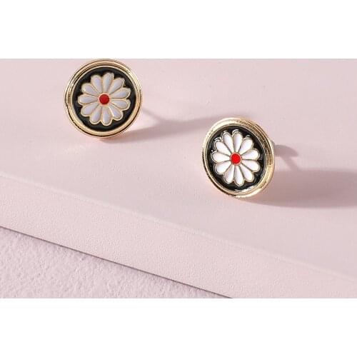 LUNA CHIAO Enameled Daisy Flower Stud Earring - Floral Gold Color Metal Ear Stud for Women