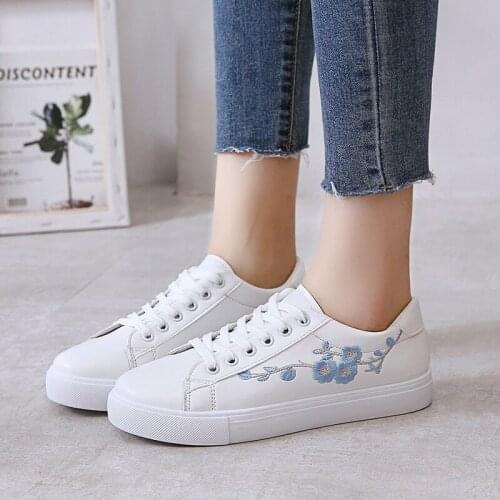 SmallWhiteShoes WomenSummer Simple Round Head Small White Shoes Cross Straps Low-top Flat ShoesCasual Shoes Womens Sports Shoes