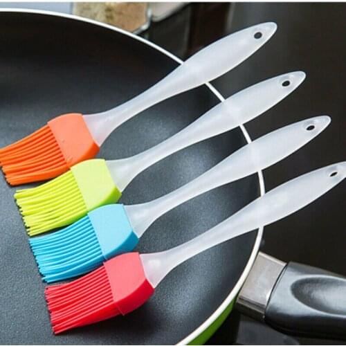 New 3PCS Silicone Cleaner Brush Kitchen Wash Tool Bread Pastry Brush Tool Oil Basting Brush Color sent by random Baking Brush