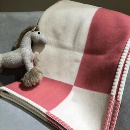 European American Aristocratic luxury thick baby H blanket thickening shawl scarf air conditioning sofa aircraft blanket