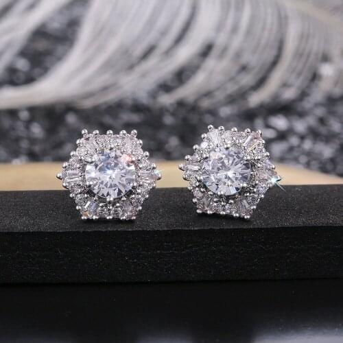 Simple Geometric Hexagon Stud Earrings For Women Luxury Retro Micro-inlaid Zircon Wholesale Female Jewelry Accessories KAE171