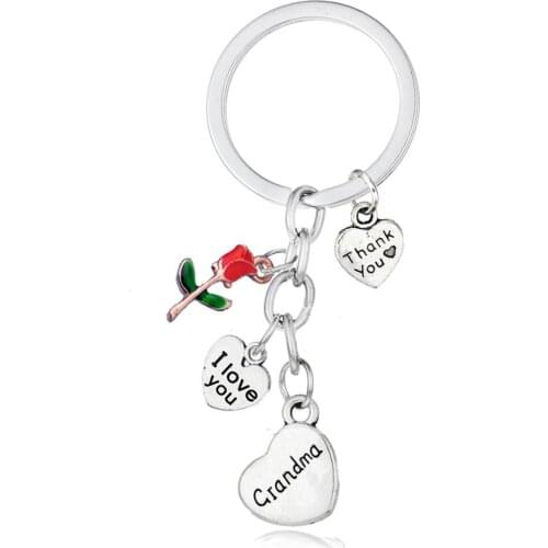 12pc Wholesale Thank You Rose Flowers I Love You Grandma Three Love Hearts Pendant Keyring Name For Old People Fashion Gifts