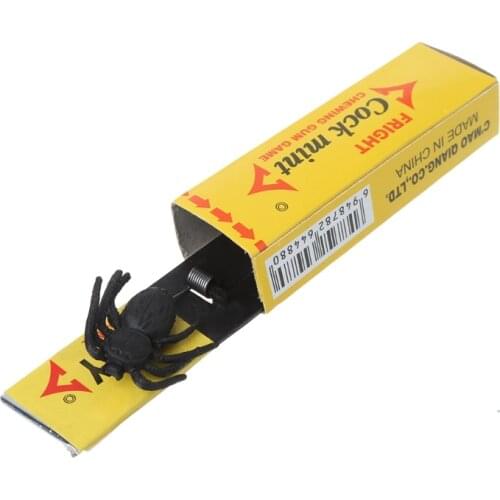 2PCS Cockroach Spider Chewing Gum Joke Shock Startle Toys Novel Toy Dropship