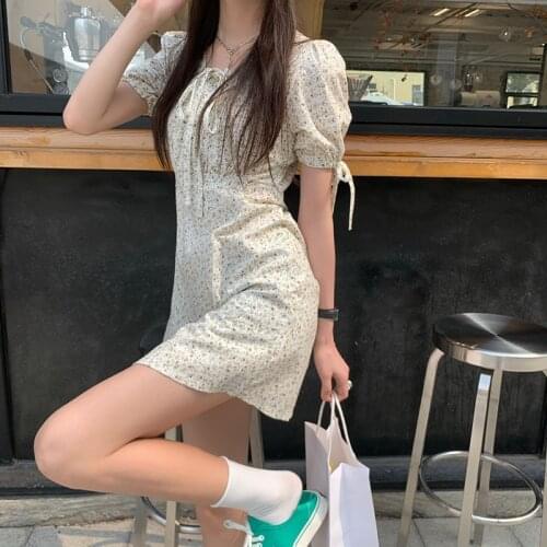 Skirt Womens Short Sleeve Floral Dress 2021 New Summer Sundress Bow Ladies Slim Waist Thin Wild A-Line Dresses Tide Party Beach