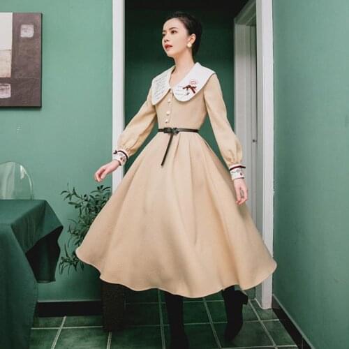 Autumn Fashion brand retro embroidery flowers dress female college style high waist retro was thin breasted dress wq700 dropship