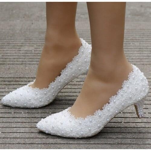 Large size 5cm lace high heels stiletto mid-heel wedding shoes work pointed bridesmaid shoes annual meeting photo shoes