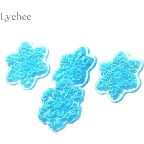 Lychee Life 1 Set Plastic Snowflake Decorating Mould Stamp Fondant Cake Tools Christmas Wedding Embossing Stamps Cake Mold