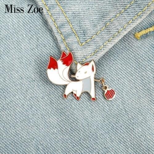 Nine Tailed Fox Enamel Pin Custom Japanese Style Fairy Animal Brooches Bag Lapel Pin Badge Cute Cartoon Jewelry Gift for Friends