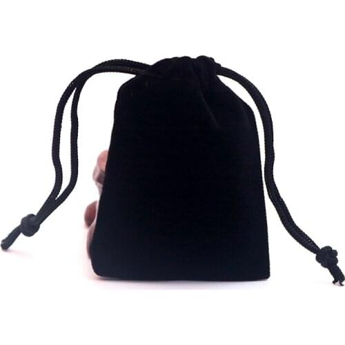 Wholesale 100Pcs/lot Black Velvet Bags 5x7cm Mini Charms Jewelry Packaging Bags Cute Wedding Decoration Drawstring Gift Bag