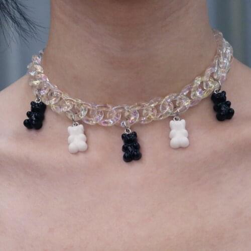 Womens Statement Resin Pendant Necklace Fashion Female Cute Multi-Colored Bear Choker Necklaces Jewelry Simple Ladies Jewelry