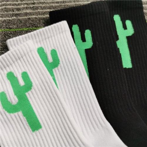 Spiny Stinging Barbed Thorny Green Cactus Hot Funny Crew Street Fashion Socks Stripe Cartoon Cotton Fresh Simple Wild Harajuku