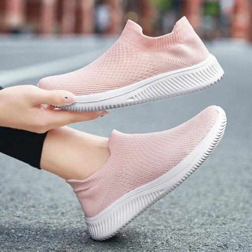 Womens Shoes Spring New Breathable Sports Mesh Summer Walking Flying Woven No-slip Ladies Sneakers Running Shoes for Women