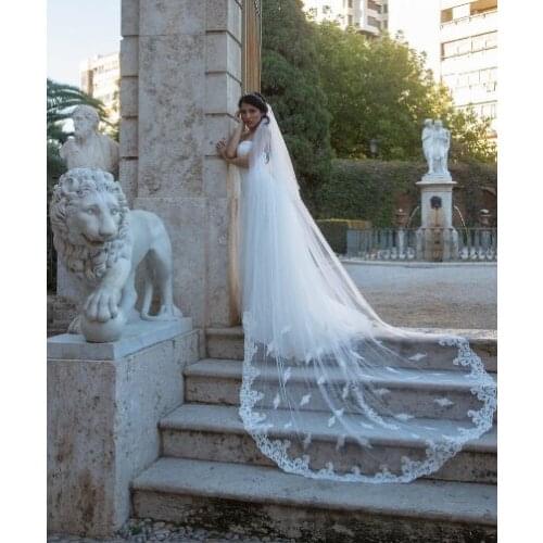 White Lace Wedding Veil / Wedding veil Chapel / Wedding veil Cathedral / Bridal veil / Veil Ivory / Veil wedding cathedral brida